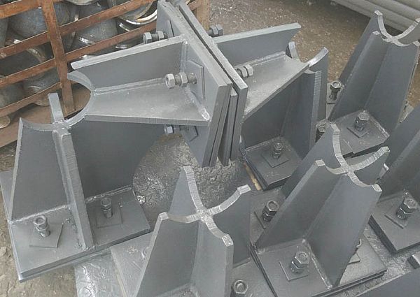 兴化煤棚网架双向支座